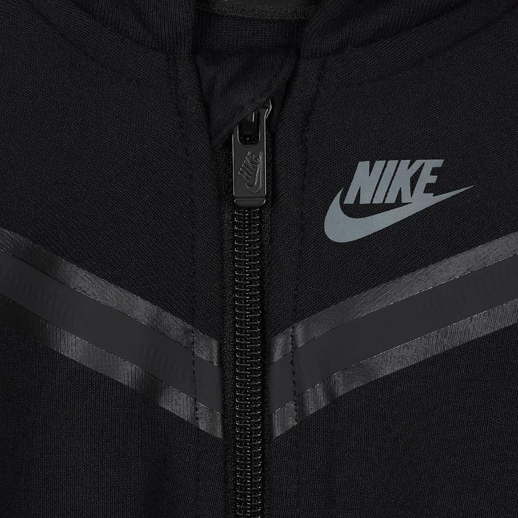 Nike Sportswear Tech Fleece Baby (0-9M) Full-Zip Coverall 56H053-023