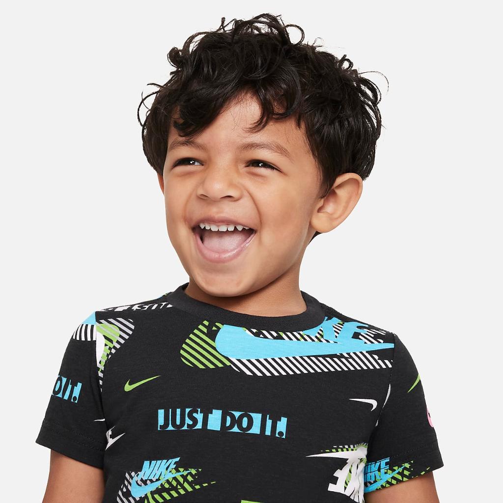 Nike Active Pack Printed Tee Toddler T-Shirt 76K547-023
