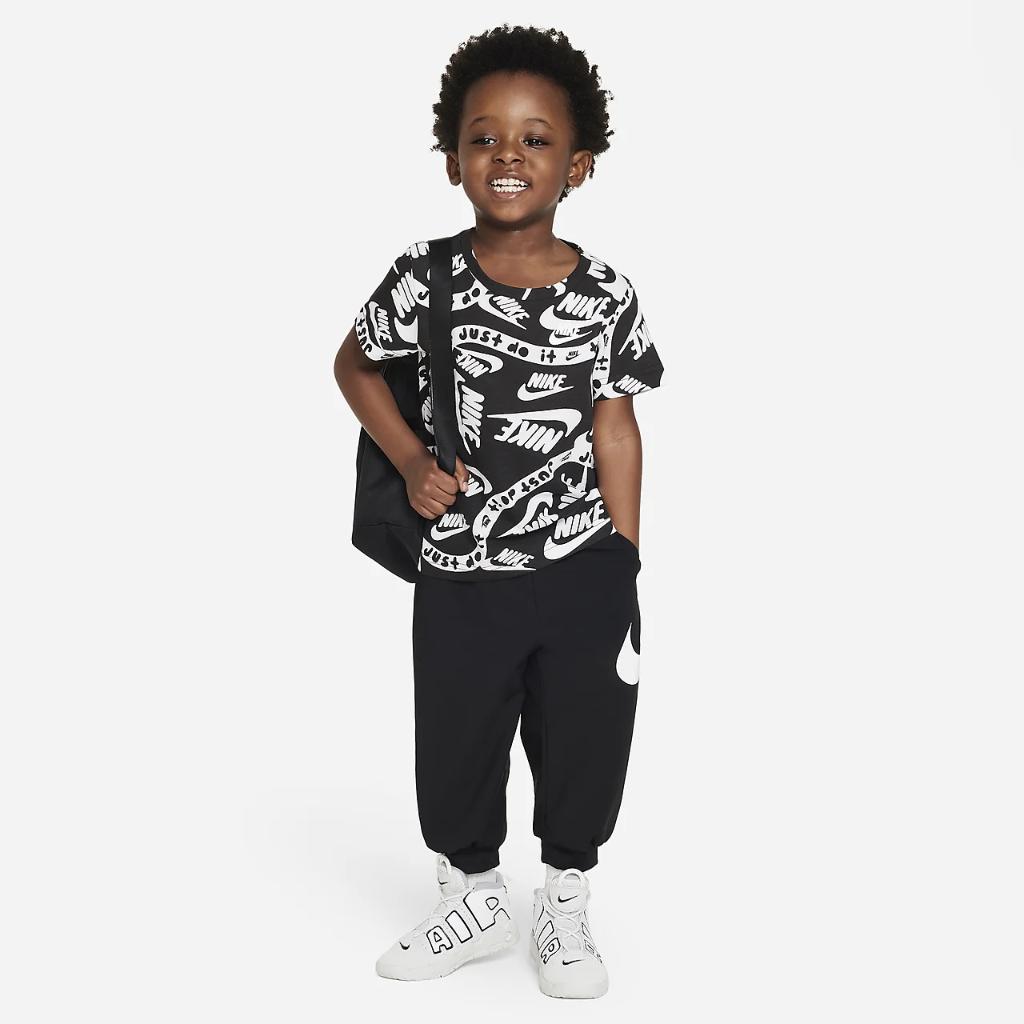 Nike Brandmark Basic Tee Toddler T-Shirt 76L053-023