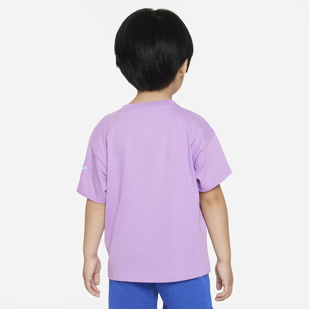 Nike Sportswear &quot;Art of Play&quot; Relaxed Graphic Tee Toddler T-Shirt 76L115-P3R