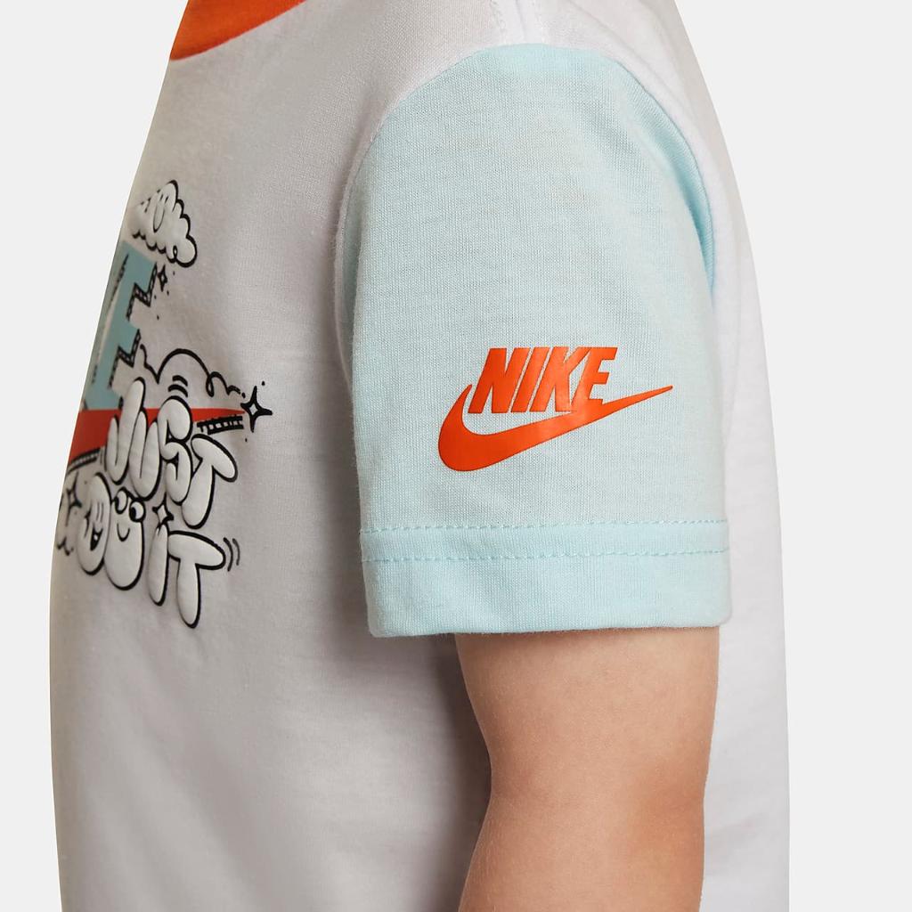 Nike Sportswear Create Your Own Adventure Toddler T-Shirt and Shorts Set 76M016-G25