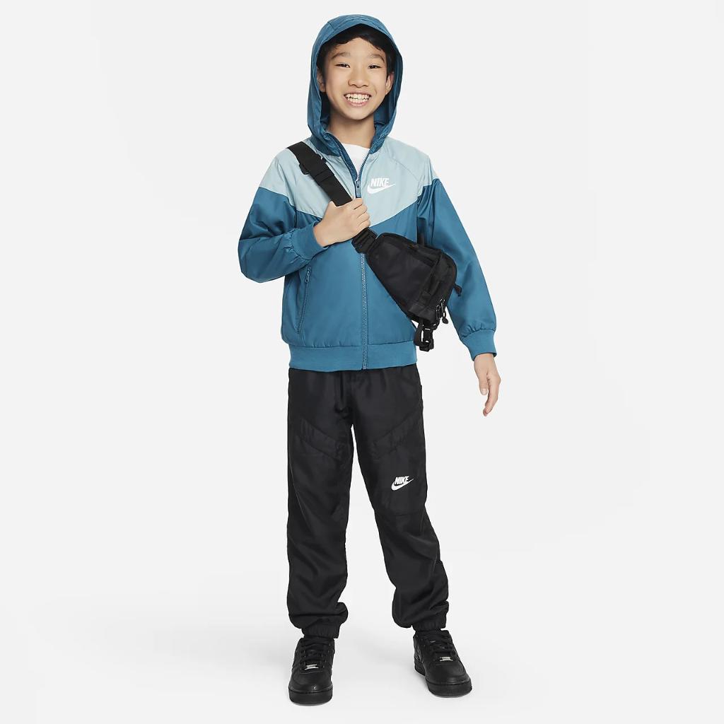 Nike Sportswear Windrunner Big Kids&#039; (Boys&#039;) Jacket 850443-381