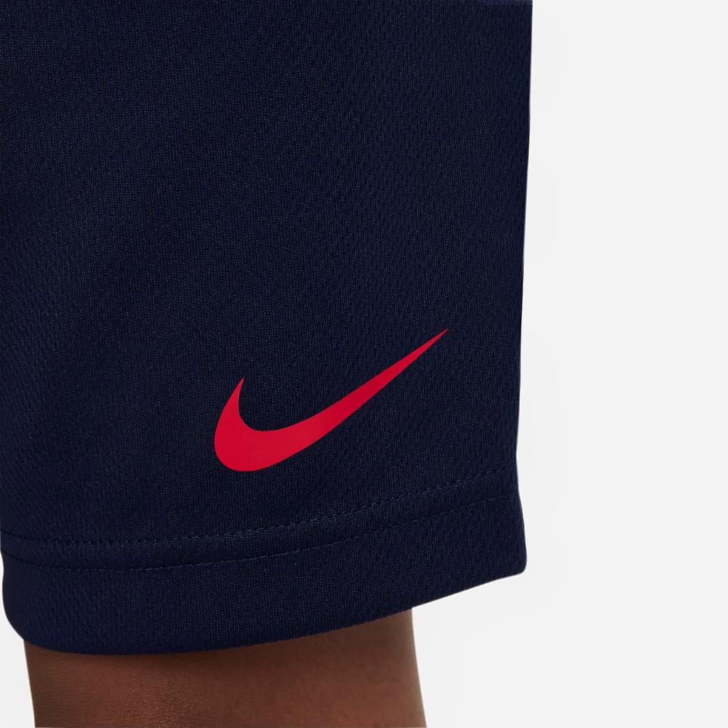 Nike Little Kids&#039; T-Shirt and Shorts Set 86F026-U90