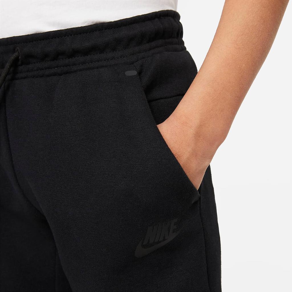 Nike Sportswear Tech Fleece Little Kids&#039; Shorts 86H593-023