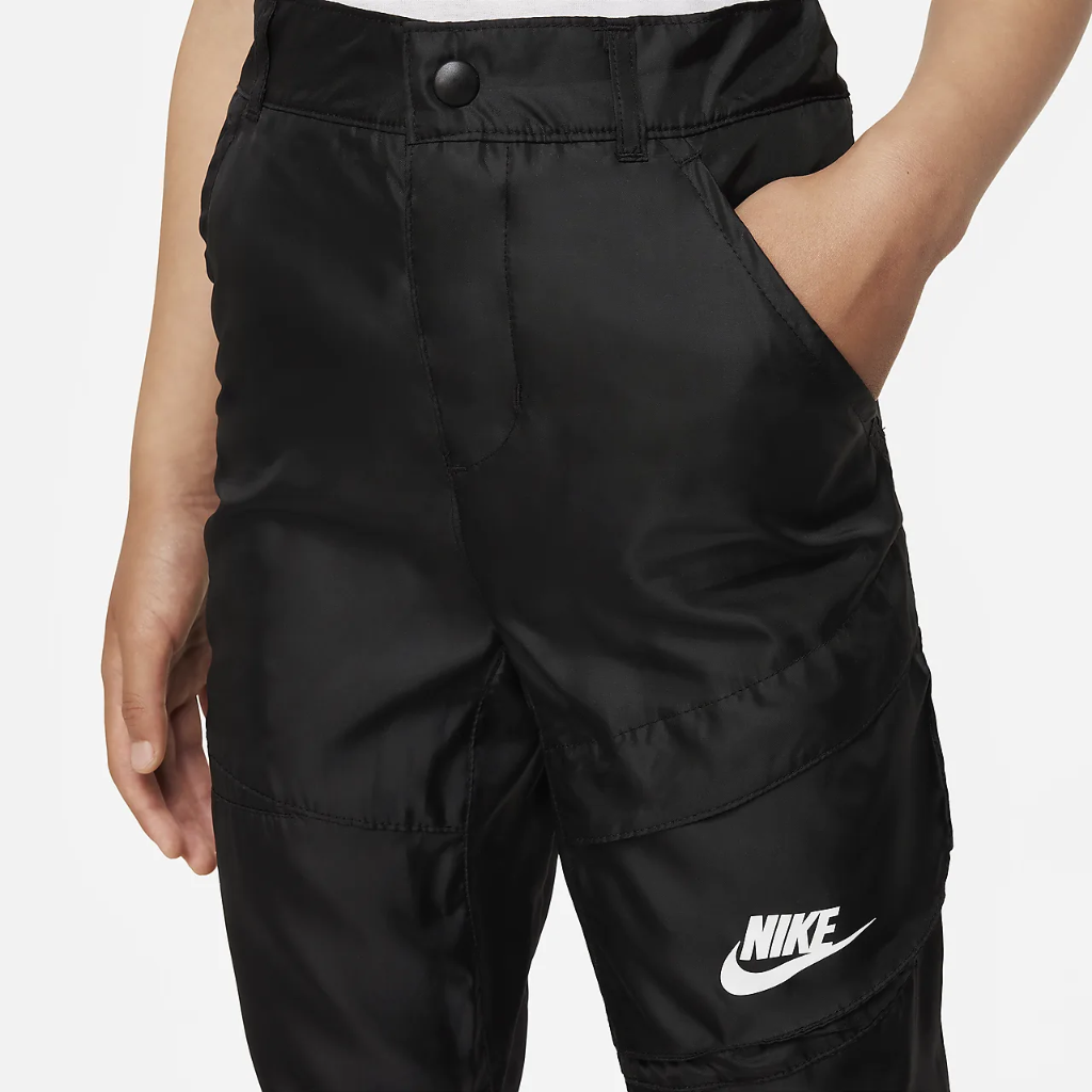 Nike Big Kids&#039; Woven Utility Pants 86J614-023