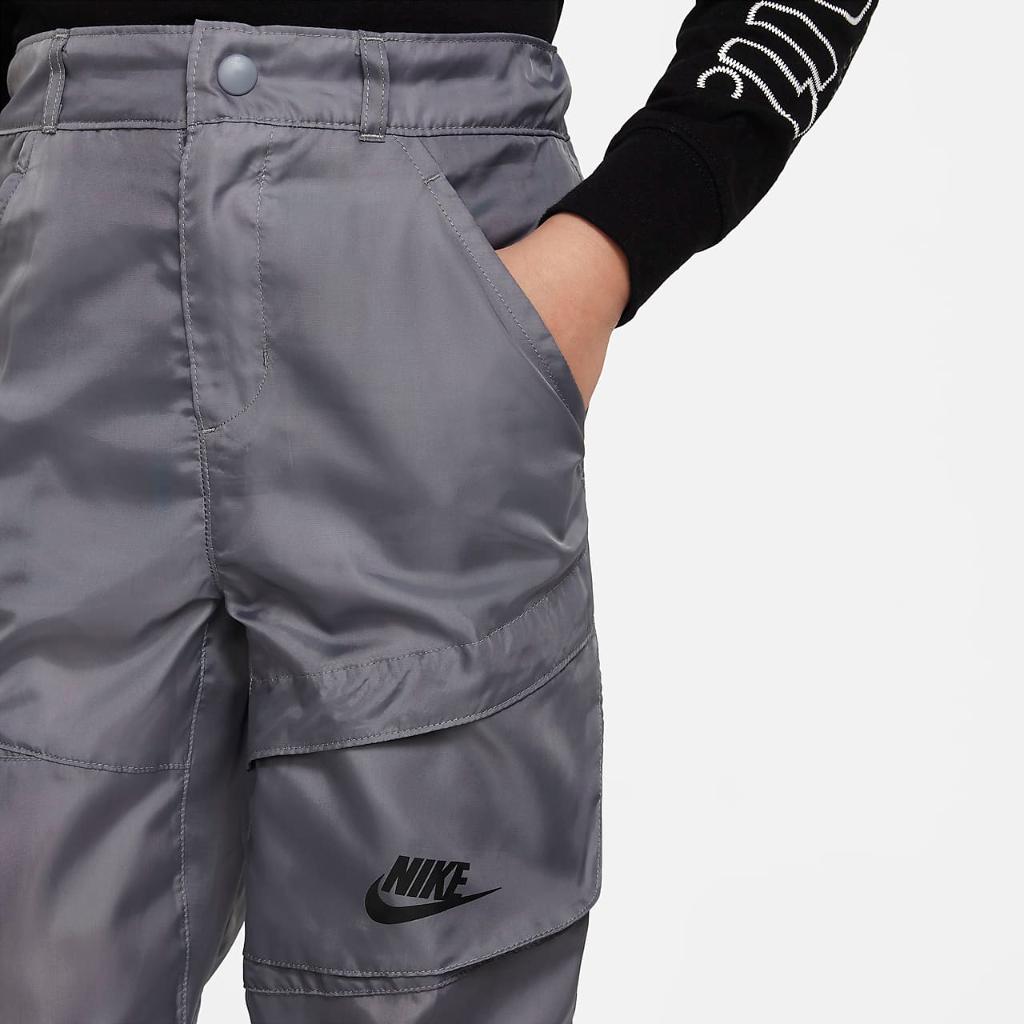 Nike Big Kids&#039; Woven Utility Pants 86J614-M19