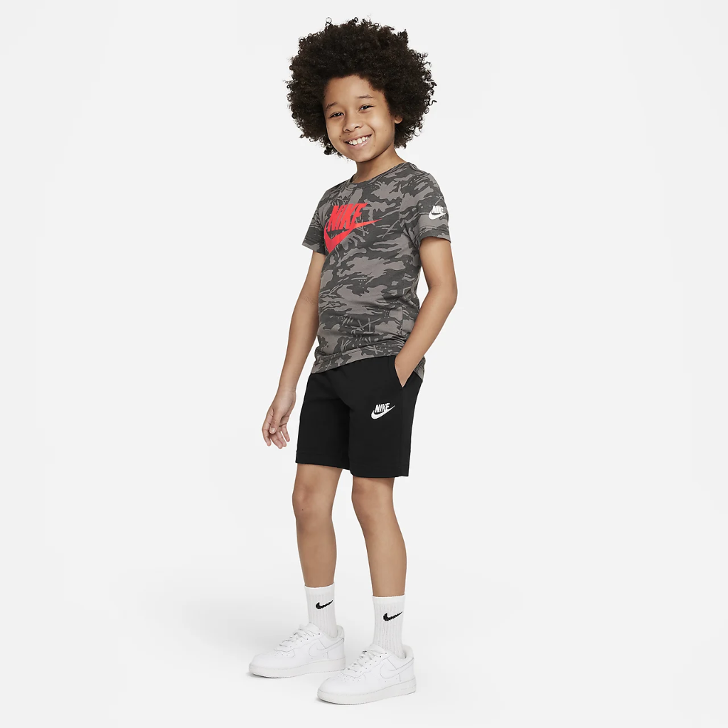 Nike Little Kids&#039; Camo T-Shirt 86J906-M19