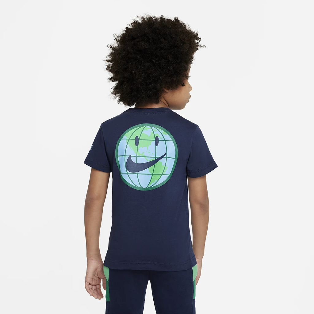 Nike Little Kids&#039; Globe T-Shirt 86K000-U90