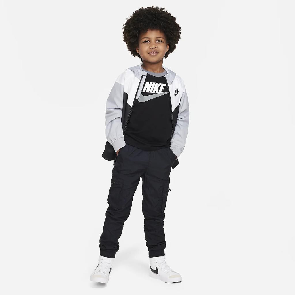 Nike Sportswear Futura Raglan Tee Little Kids&#039; T-Shirt 86K661-023