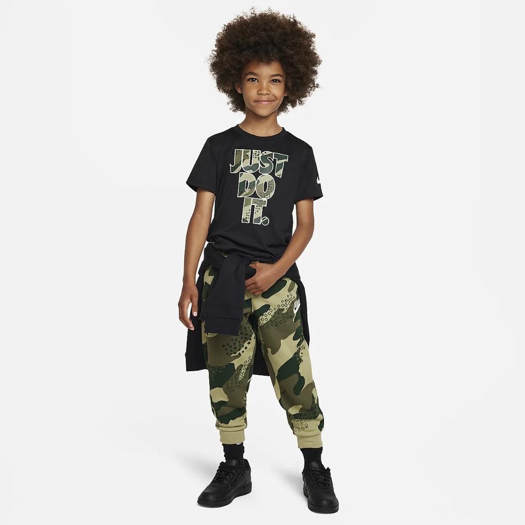 Nike Club Seasonal Camo Tee Little Kids Dri-FIT T-Shirt 86L057-023
