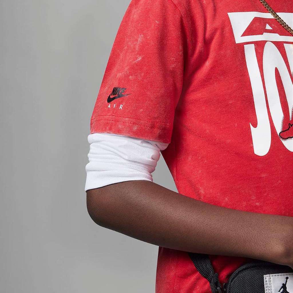Air Jordan 3 Fire Throwback Tee Big Kids&#039; T-Shirt 95C491-R69