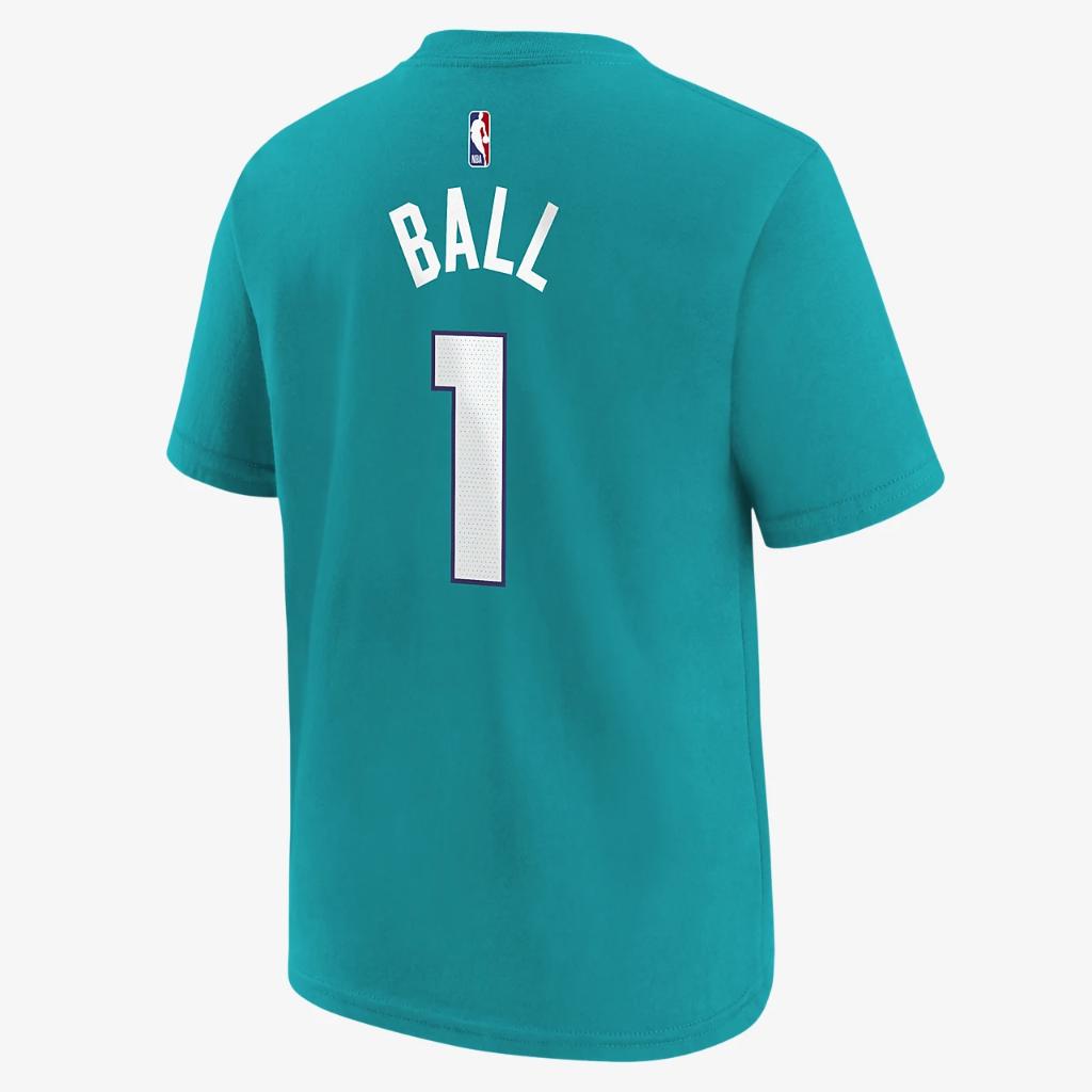 LaMelo Ball Hornets Big Kids&#039; Nike NBA T-Shirt 9Z2B7BCMW-NEB