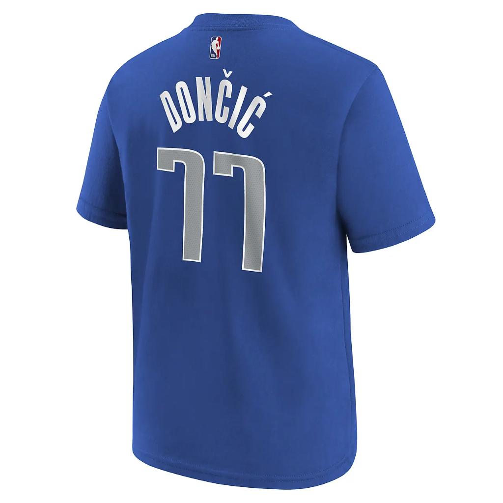 Luka Dončić Mavericks Big Kids&#039; Nike NBA T-Shirt 9Z2B7BCMW-NEZ