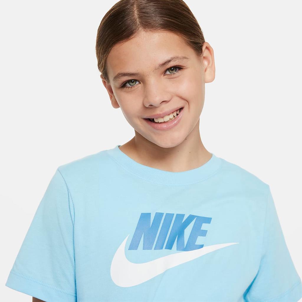 Nike Sportswear Big Kids&#039; Cotton T-Shirt AR5252-407
