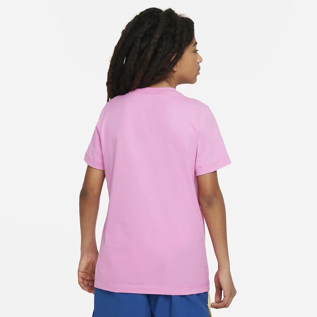Nike Sportswear Big Kids&#039; Cotton T-Shirt AR5252-620