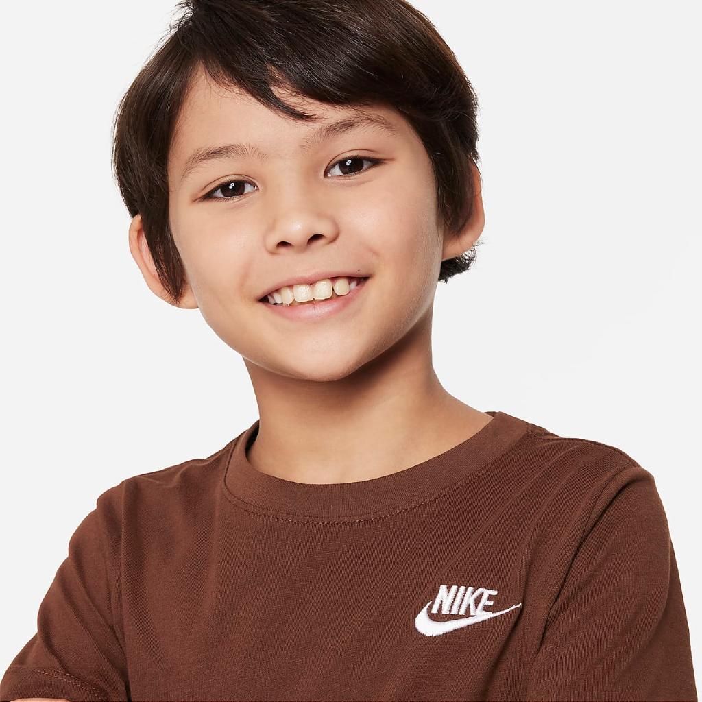 Nike Sportswear Big Kids&#039; T-Shirt AR5254-259