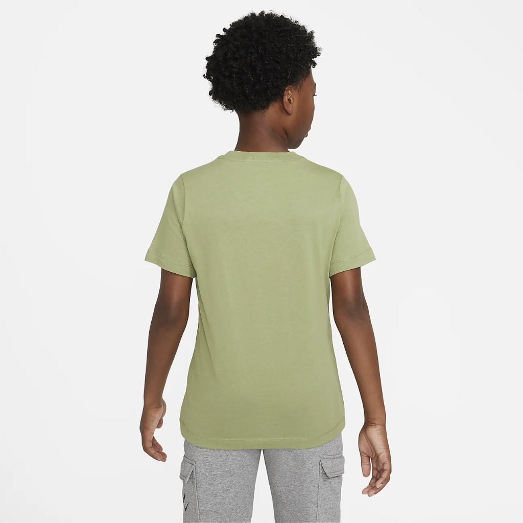 Nike Sportswear Big Kids&#039; T-Shirt AR5254-334