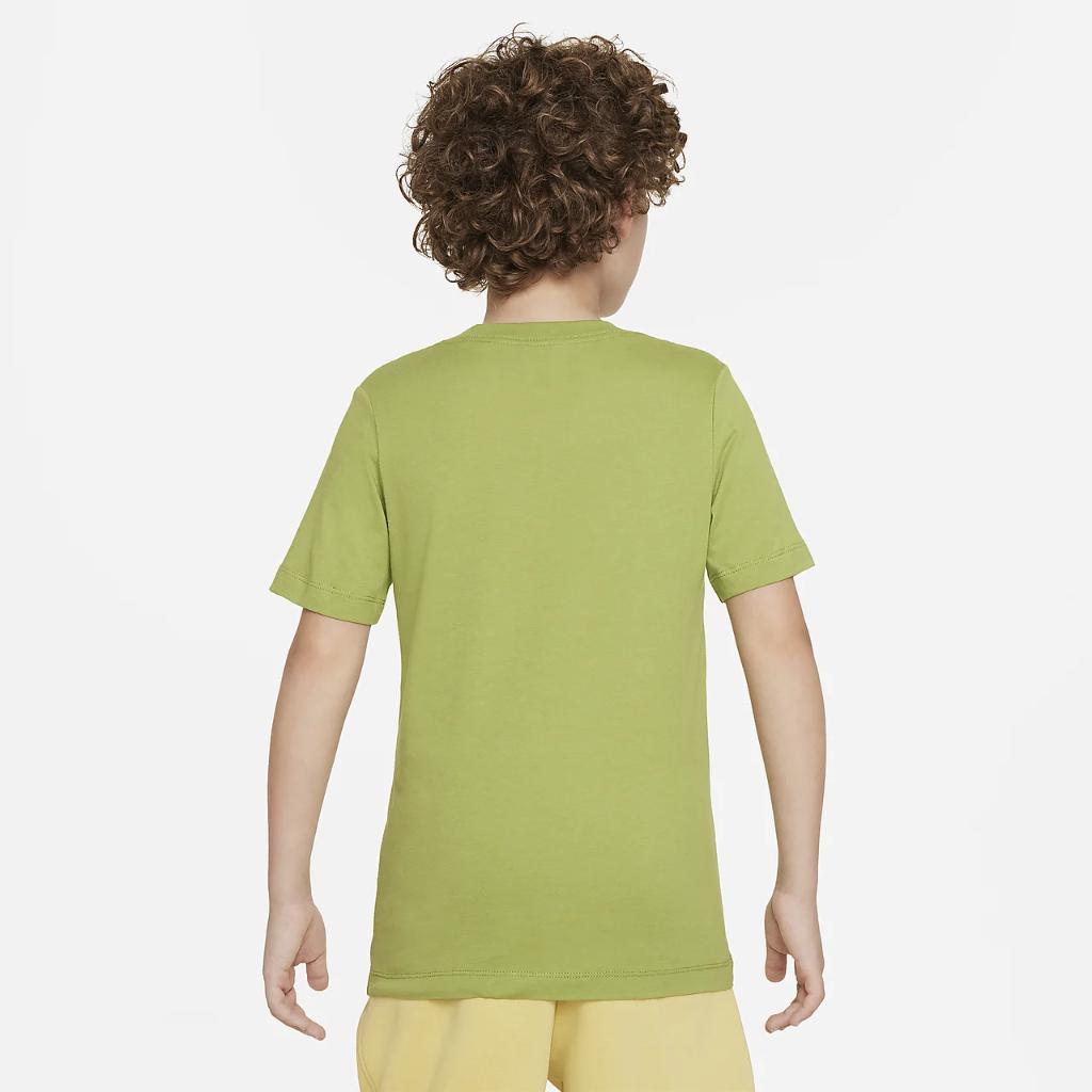 Nike Sportswear Big Kids&#039; T-Shirt AR5254-377
