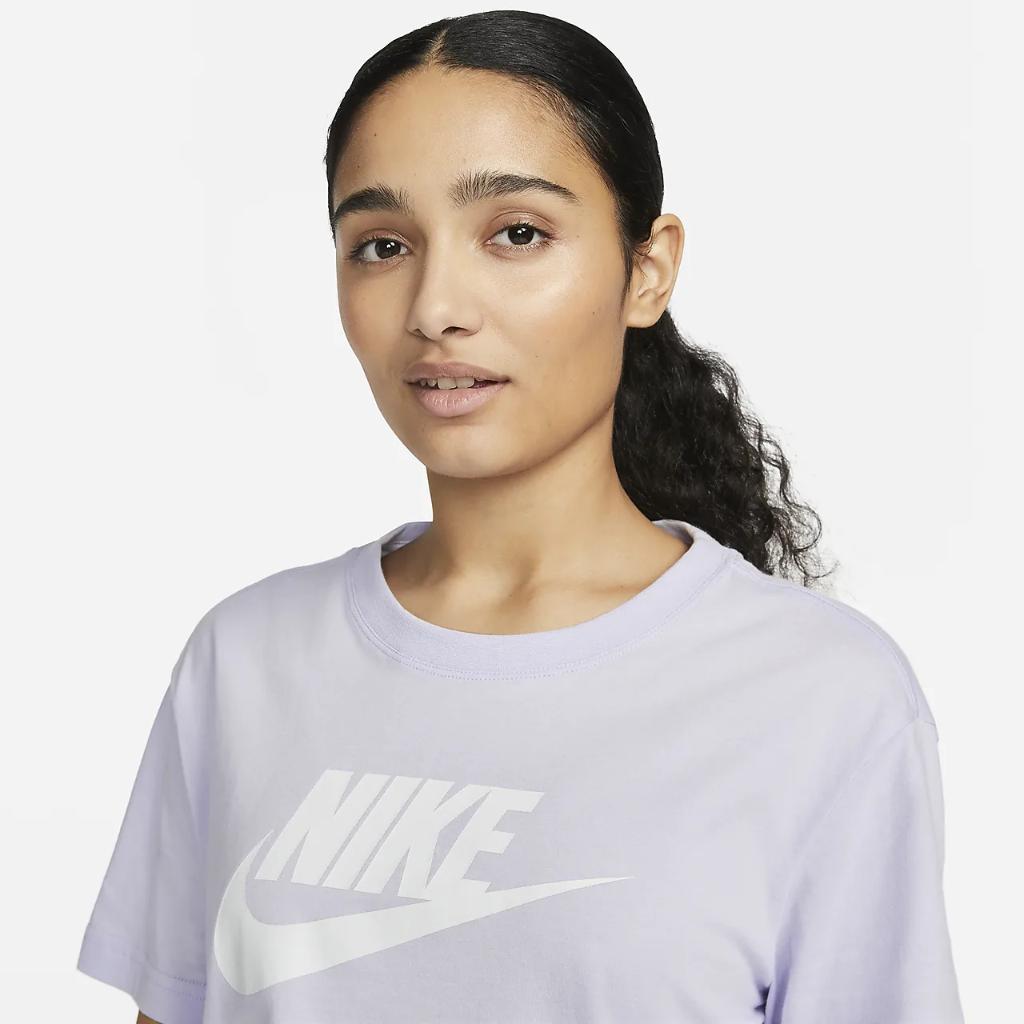 Nike Sportswear Essential Women&#039;s Cropped Logo T-Shirt BV6175-536