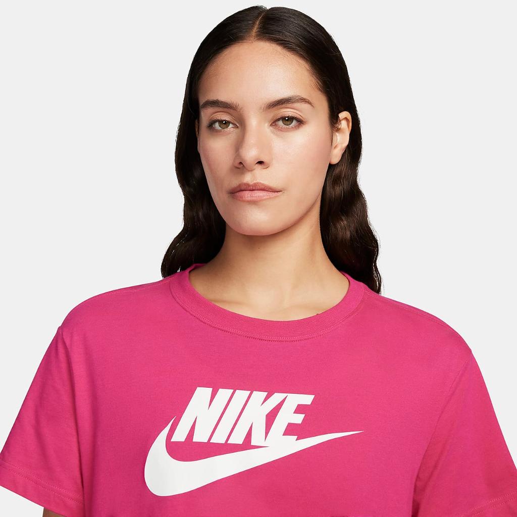 Nike Sportswear Essential Women&#039;s Cropped Logo T-Shirt BV6175-617