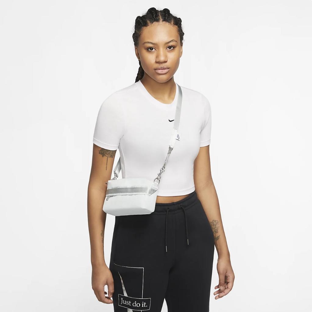 Nike Sportswear Futura Luxe Women&#039;s Crossbody Bag (1L) CW9304-034