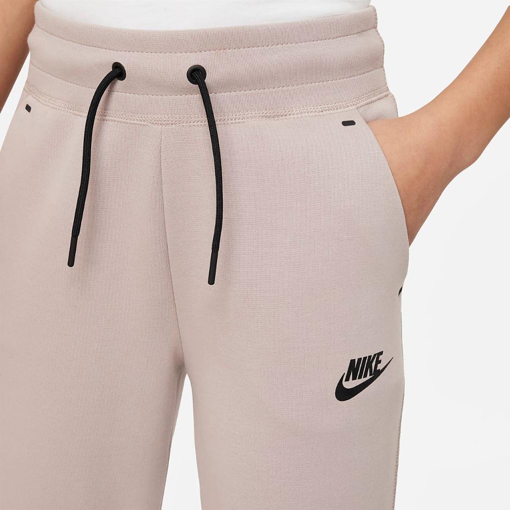 Nike Sportswear Tech Fleece Big Kids&#039; (Girls&#039;) Pants CZ2595-272