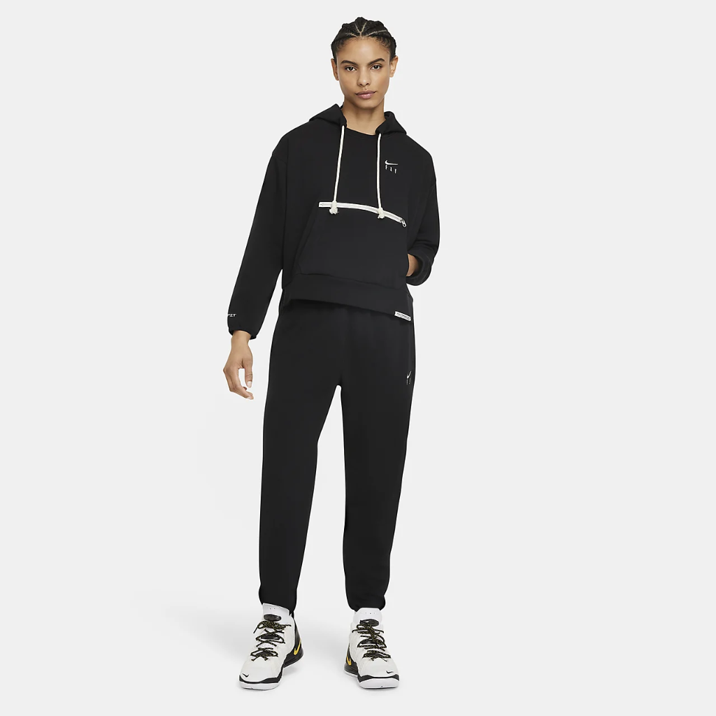 Nike Dri-FIT Swoosh Fly Standard Issue Women&#039;s Pullover Basketball Hoodie DA6483-010