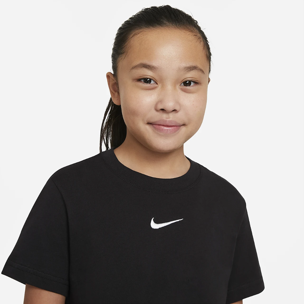 Nike Sportswear Big Kids&#039; (Girls&#039;) T-Shirt DA6918-010