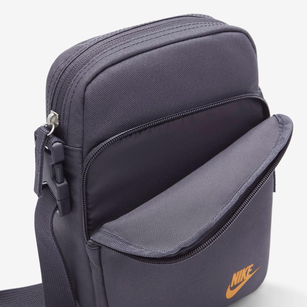 Nike Heritage Crossbody Bag (4L) DB0456-015