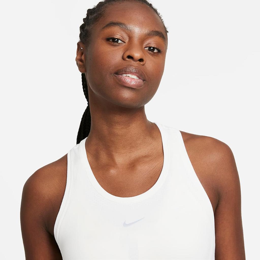 Nike Dri-FIT ADV Aura Women&#039;s Slim-Fit Tank DD0585-100