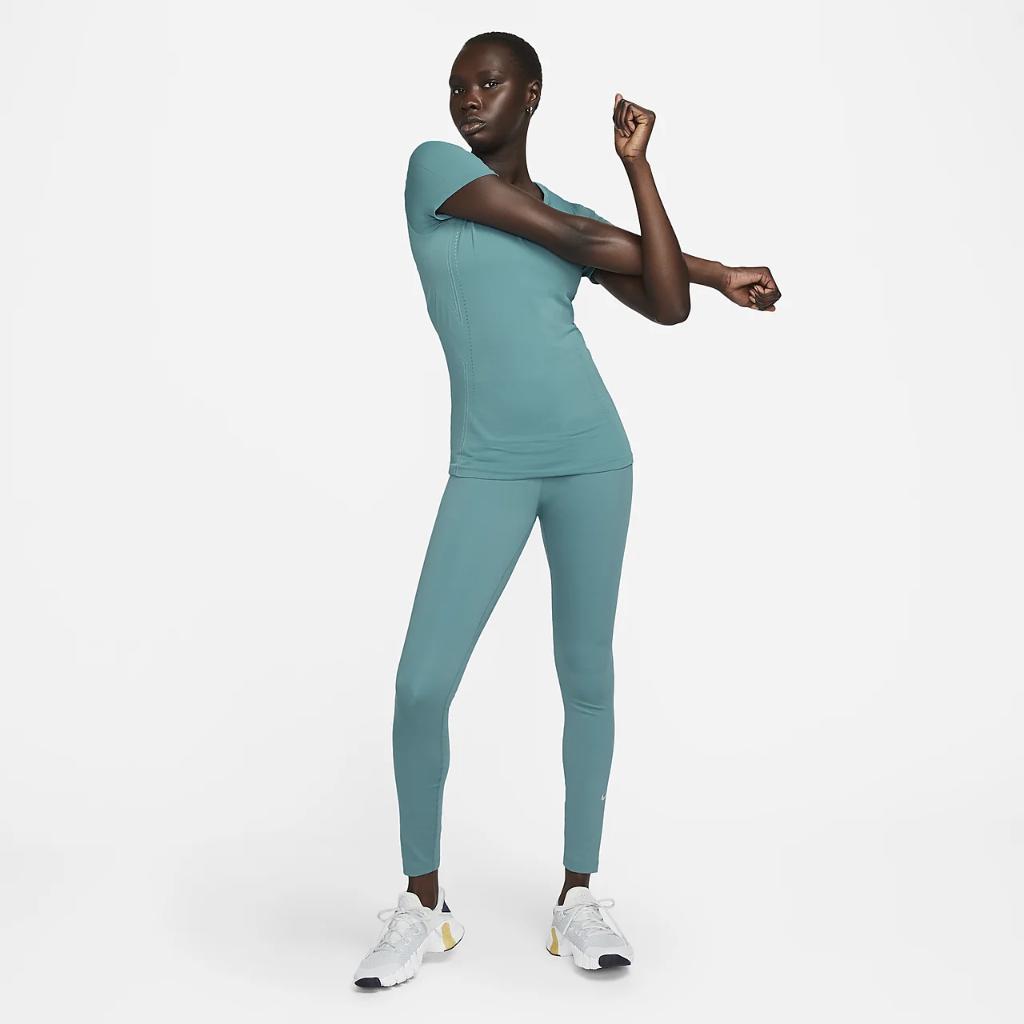 Nike Dri-FIT ADV Aura Women&#039;s Slim-Fit Short-Sleeve Top DD0588-440