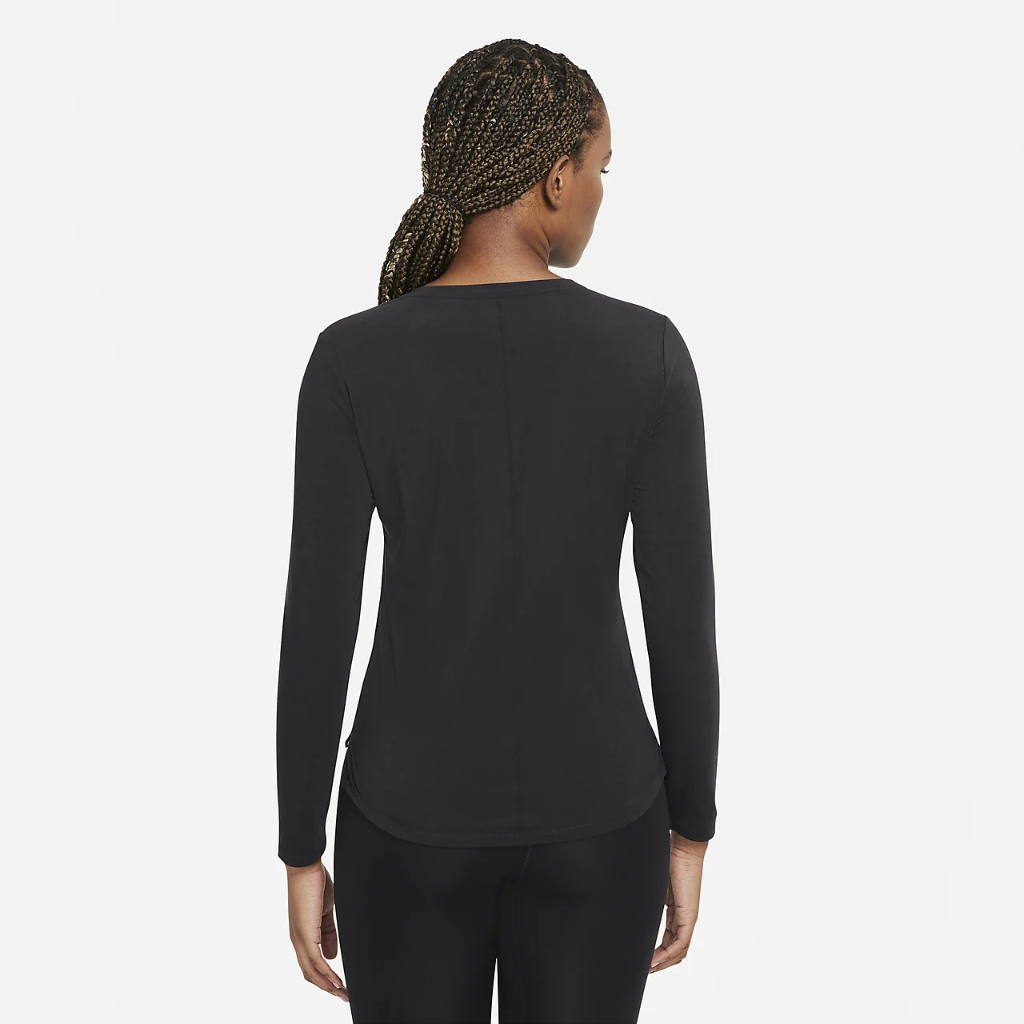 Nike Dri-FIT One Luxe Women&#039;s Standard Fit Long-Sleeve Top DD0620-010
