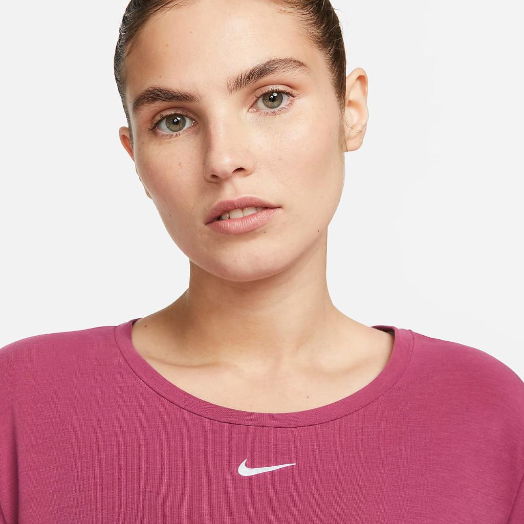 Nike Dri-FIT UV One Luxe Women&#039;s Standard Fit Long-Sleeve Top DD0620-653