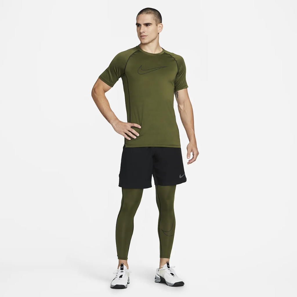 Nike Pro Dri-FIT Men&#039;s Slim Fit Short-Sleeve Top DD1982-326