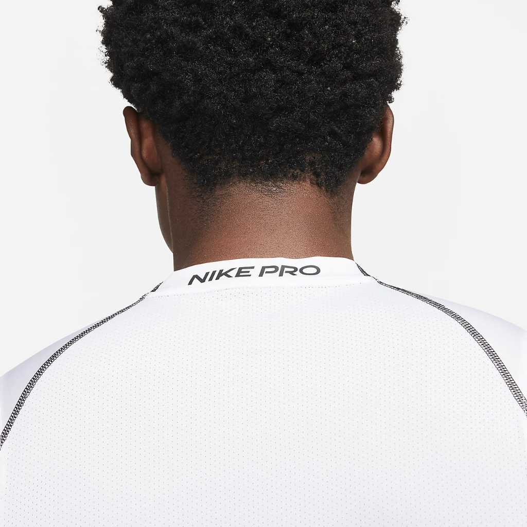 Nike Pro Dri-FIT Men&#039;s Tight Fit Sleeveless Top DD1988-100