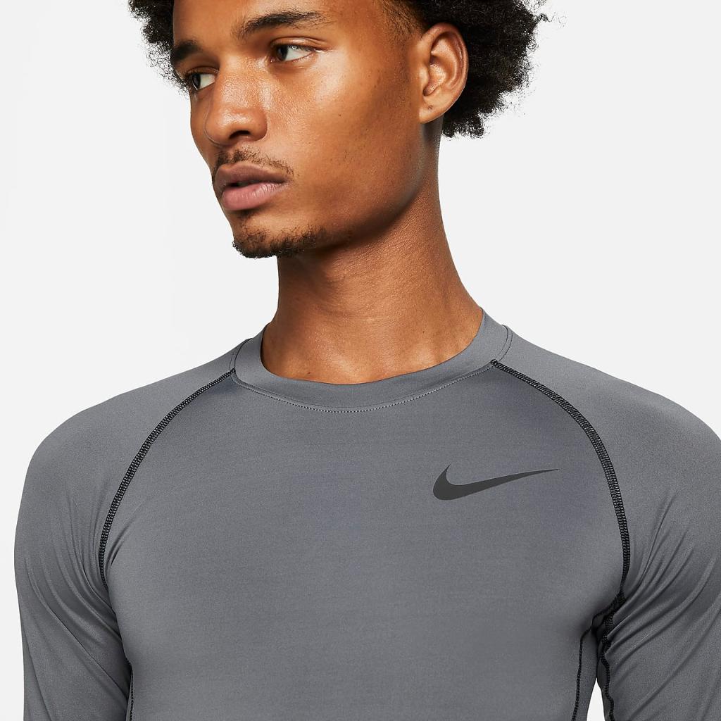 Nike Pro Dri-FIT Men&#039;s Tight Fit Long-Sleeve Top DD1990-068