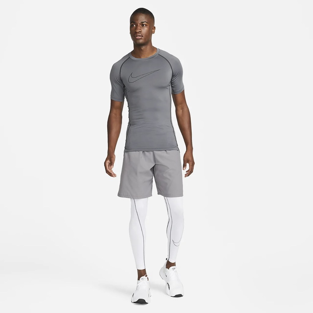 Nike Pro Dri-FIT Men&#039;s Tight Fit Short-Sleeve Top DD1992-068