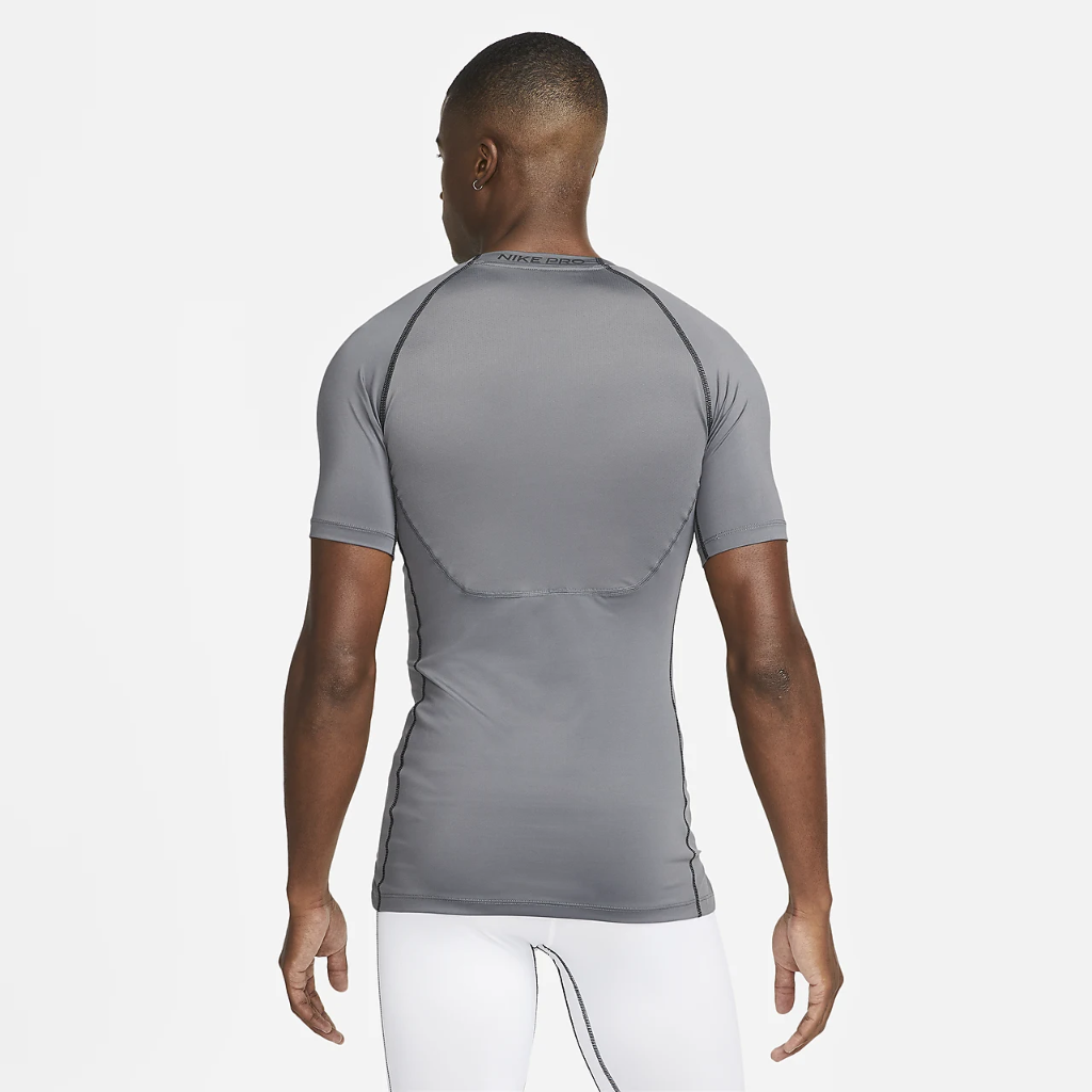 Nike Pro Dri-FIT Men&#039;s Tight Fit Short-Sleeve Top DD1992-068