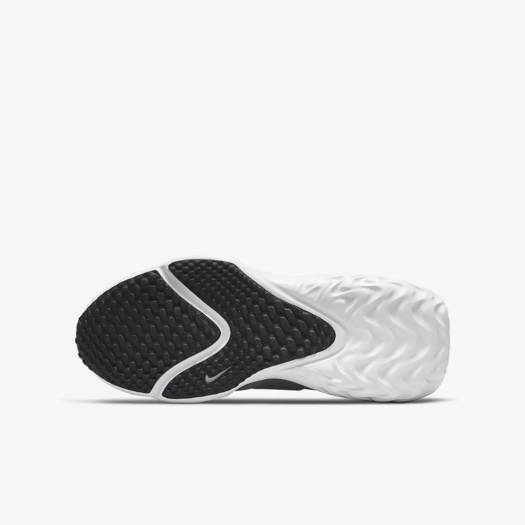 Nike Flow Big Kids&#039; Road Running Shoes DD3724-002