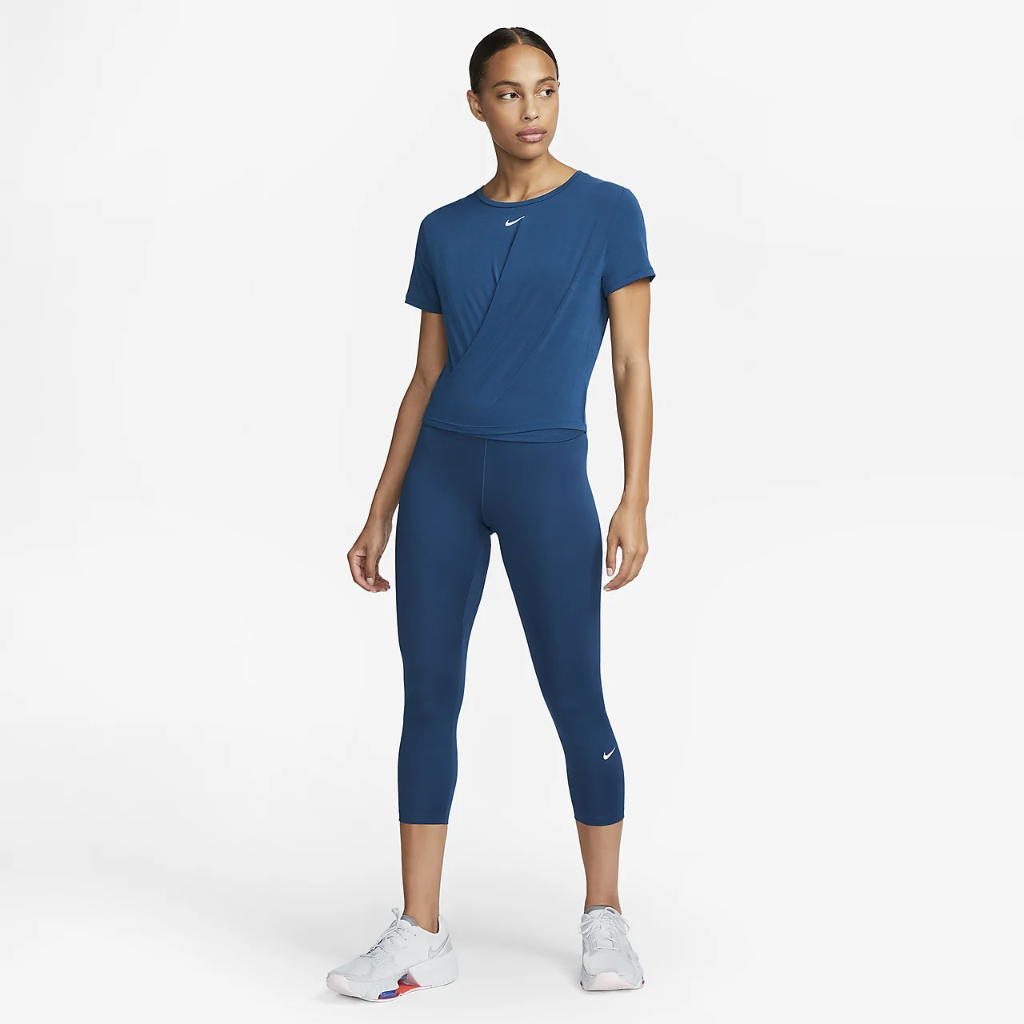 Nike Dri-FIT One Luxe Women&#039;s Twist Cropped Short-Sleeve Top DD4921-460