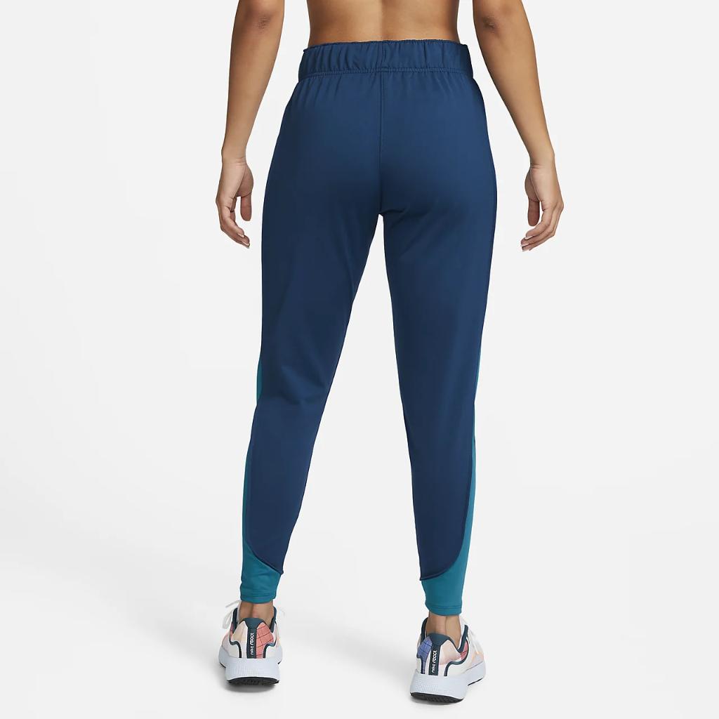 Nike Therma-FIT Essential Women&#039;s Running Pants DD6472-460