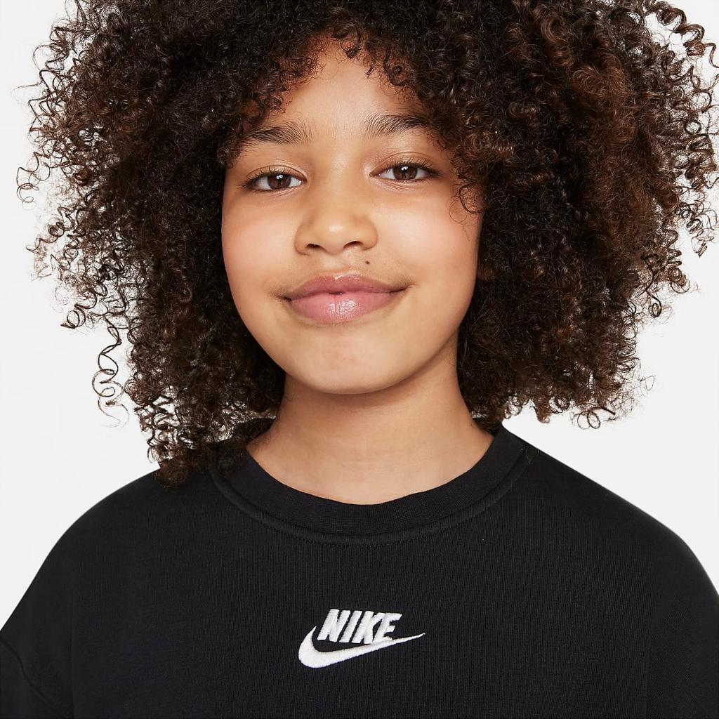 Nike Sportswear Club Fleece Big Kids&#039; (Girls&#039;) Crew Sweatshirt DD7473-010
