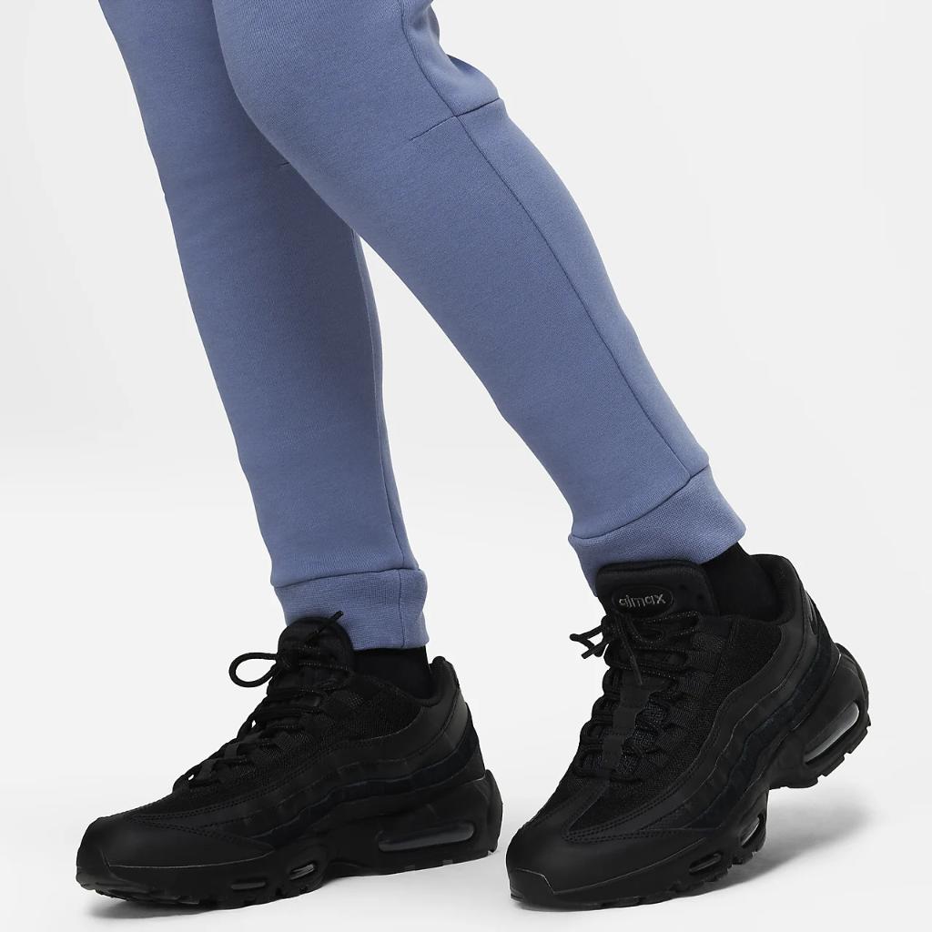 Nike Sportswear Tech Fleece Big Kids&#039; (Boys&#039;) Pants (Extended Size) DD8758-491