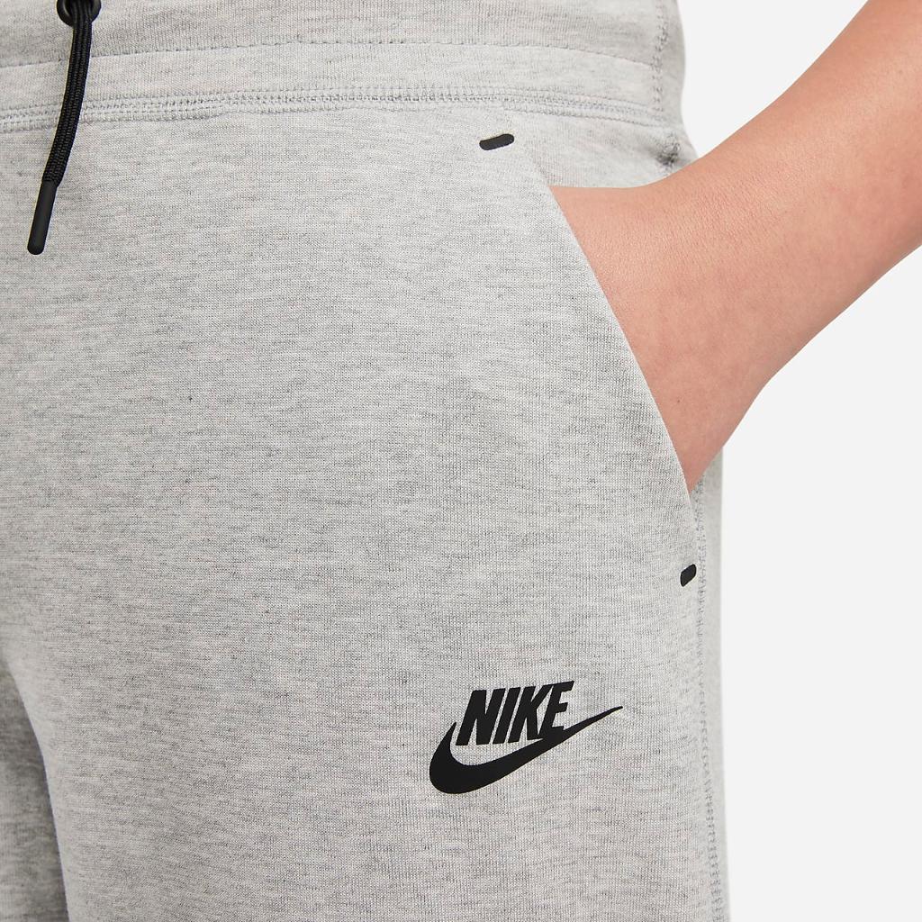 Nike Sportswear Tech Fleece Big Kids&#039; (Girls&#039;) Pants (Extended Size) DD9153-091