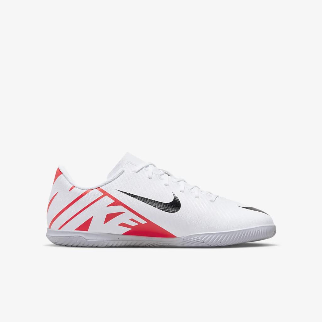 Nike Jr. Mercurial Vapor 15 Club Little/Big Kids&#039; Indoor/Court Soccer Shoes DJ5955-600