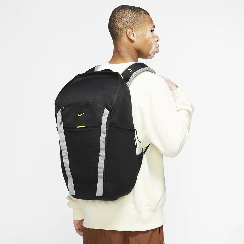 Nike Hike Backpack (27L) DJ9677-010