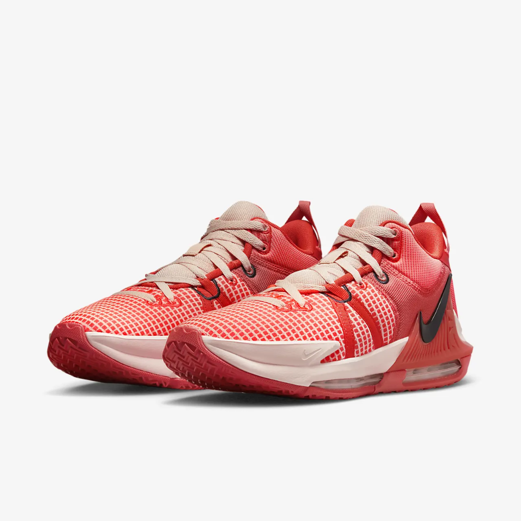 LeBron Witness 7 Basketball Shoes DM1123-600