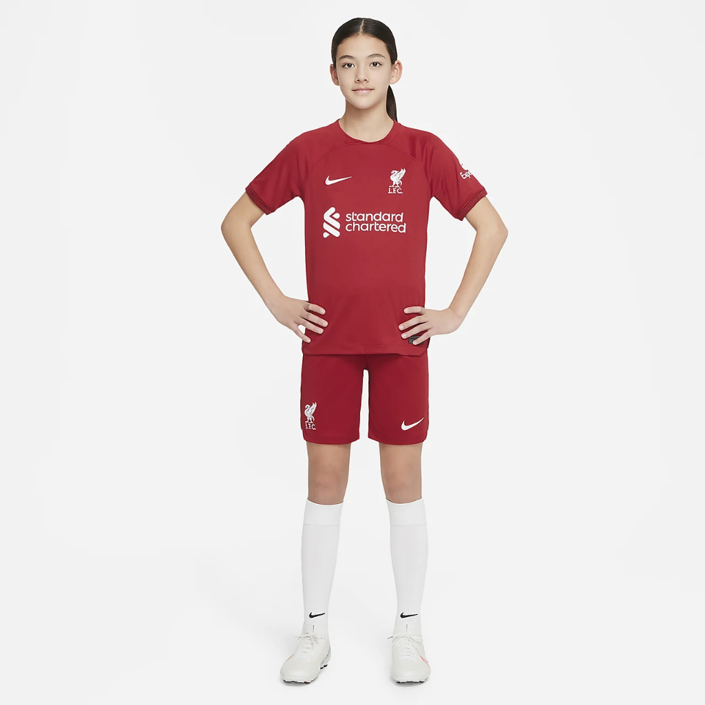 Liverpool FC 2022/23 Stadium Home Big Kids&#039; Nike Dri-FIT Soccer Shorts DM2225-608