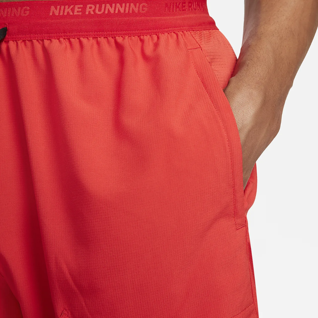 Nike Dri-FIT Stride Men&#039;s 7&quot; Unlined Running Shorts DM4741-657
