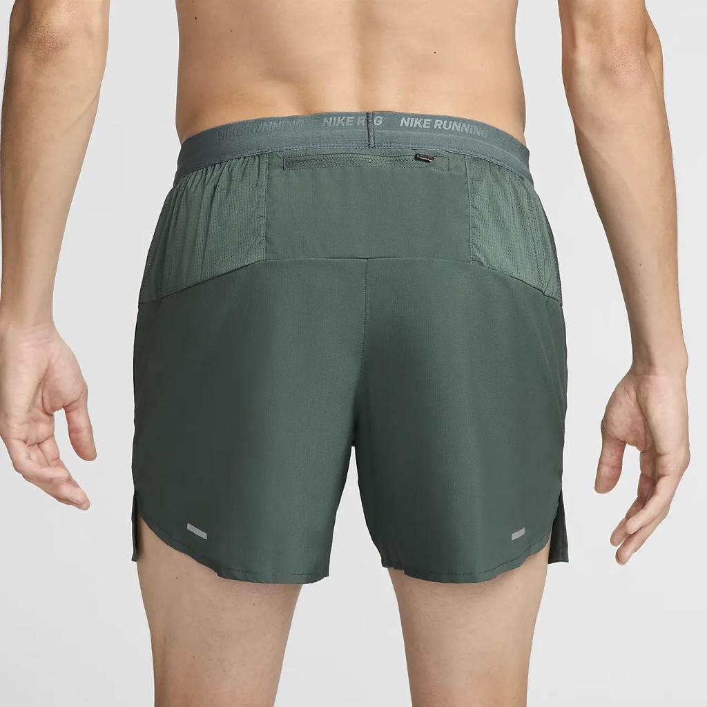 Nike Stride Men&#039;s Dri-FIT 5&quot; Brief-Lined Running Shorts DM4755-338